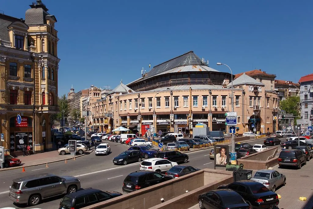 Ξενοδοχείο με διαμερίσματα Basseynaya Apart Hotel Κίεβο