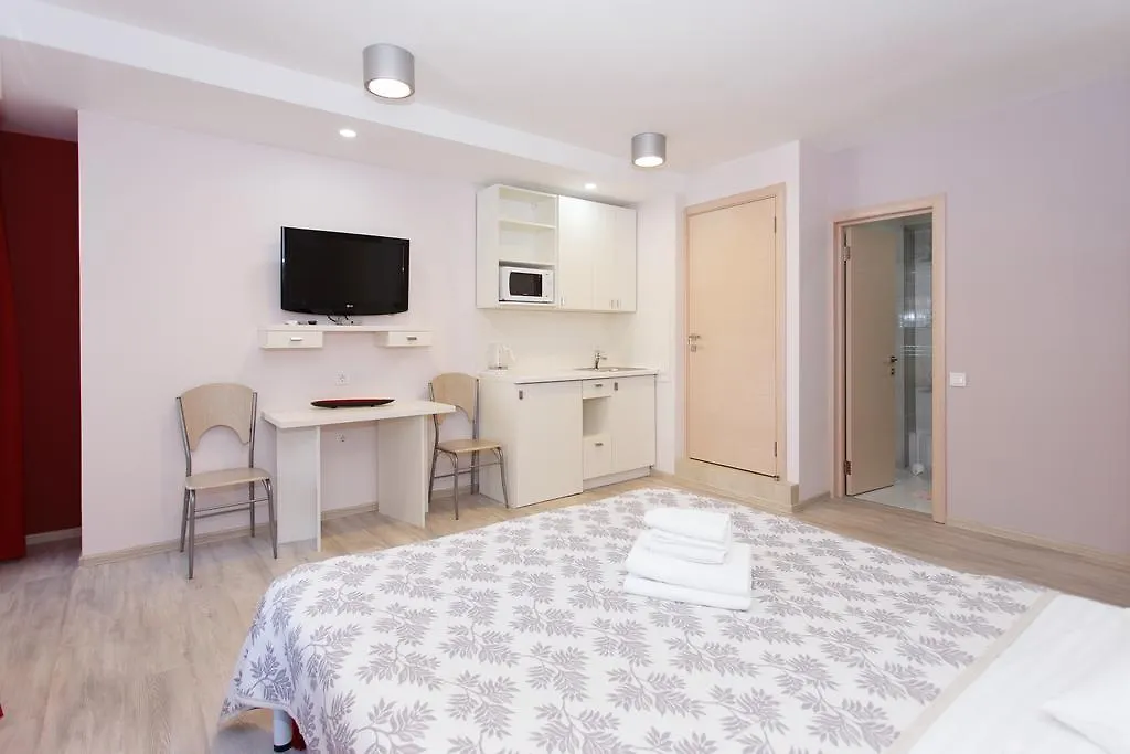 Basseynaya Apart Hotel Kyiv 3*,  Ukraine