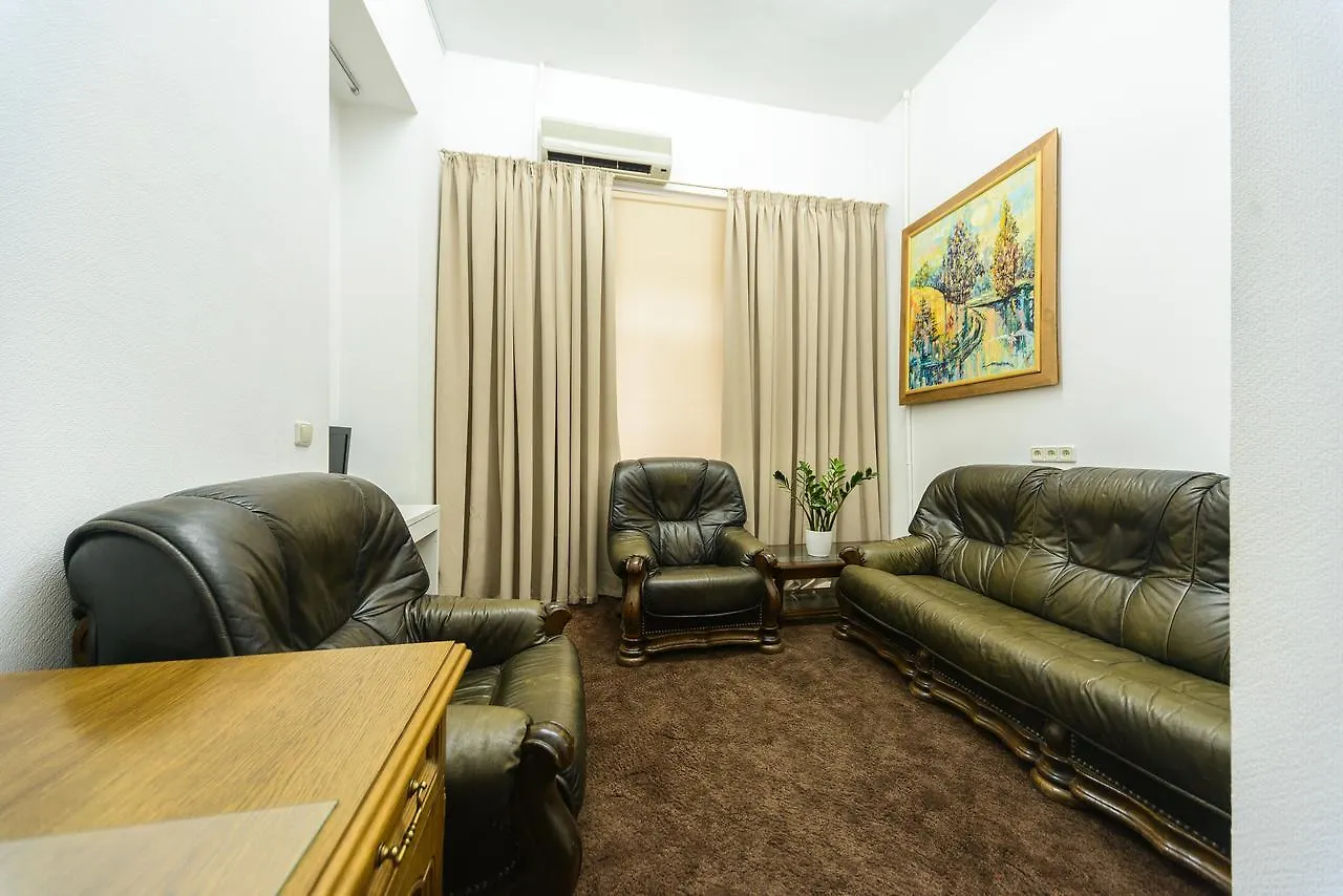 Basseynaya Apart Hotel Kyiv 3*,